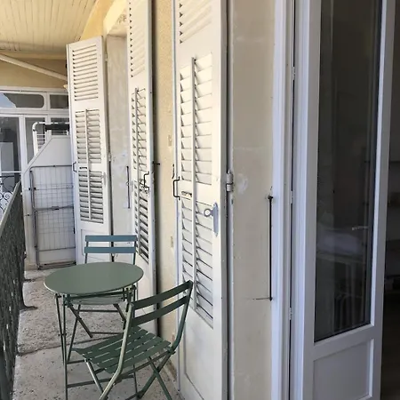 25m2 Avec Parking Et Balcon Centre Apartament *