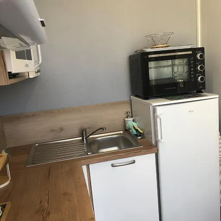 25m2 Avec Parking Et Balcon Centre
