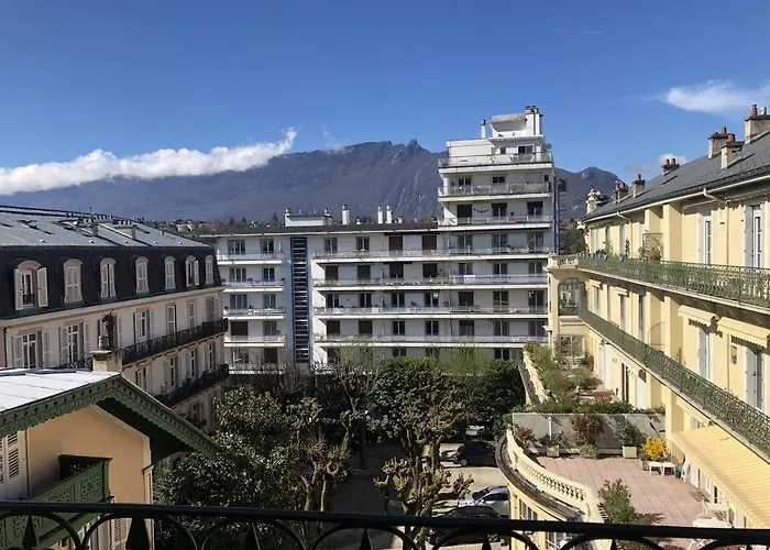 25m2 Avec Parking Et Balcon Centre Appartement *